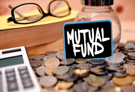 Equity MF Cash Holdings Fall to 19 Month Low of Rs 1.84 Lakh Cr